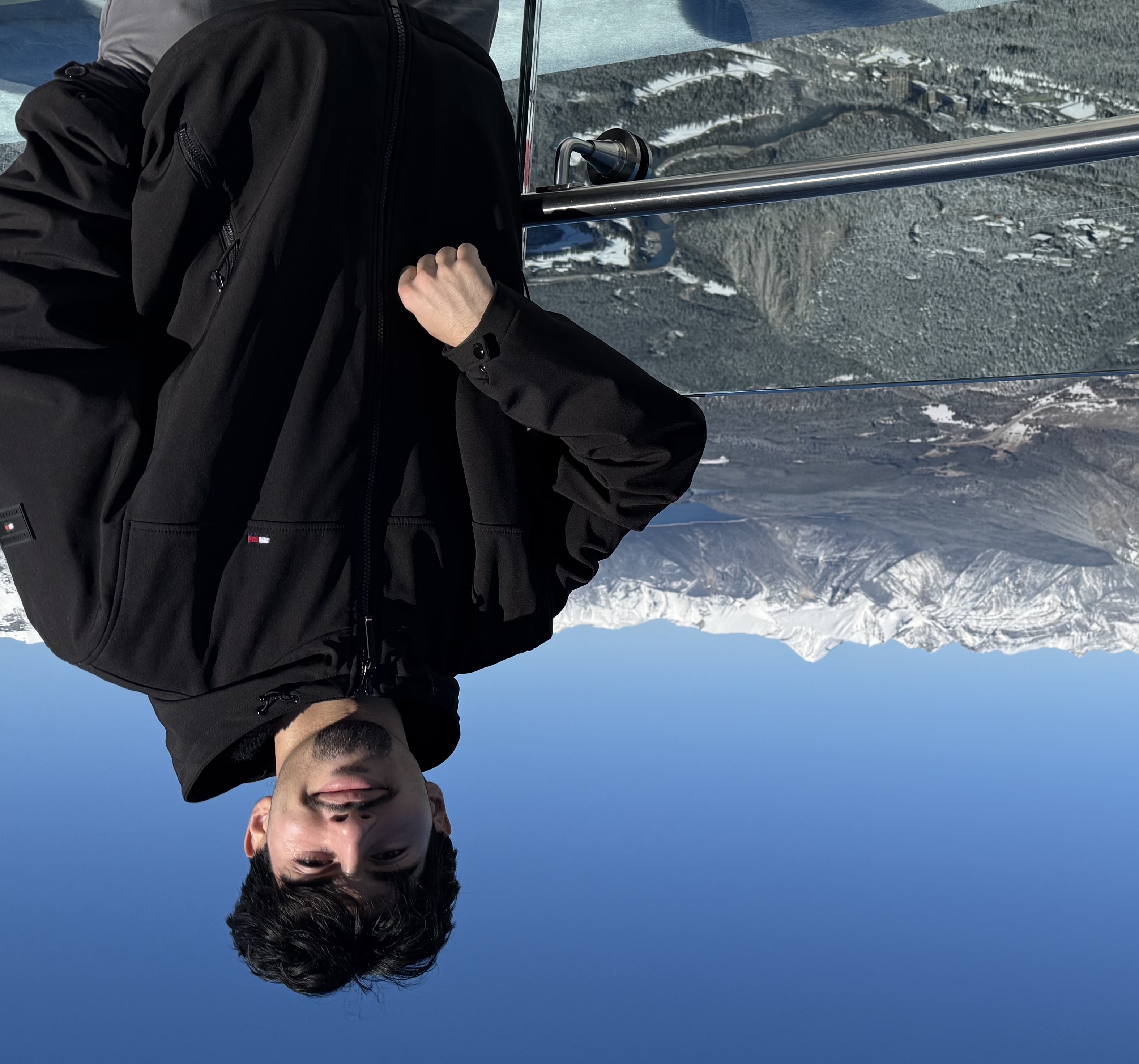 Arvin Askari portrait